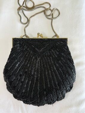 Vintage Beaded Bag- Black-Shell-Chain Strap